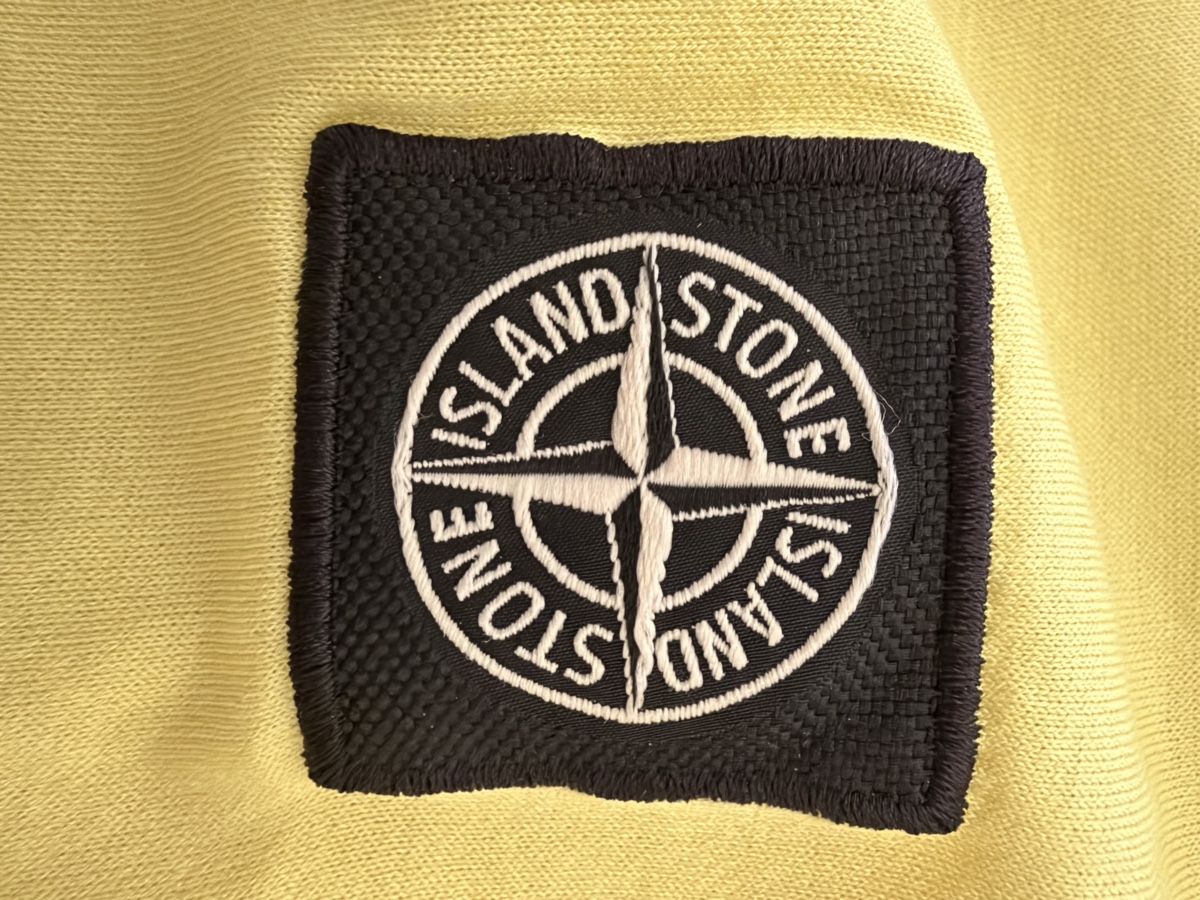 Stone Island Polo-Shirts: Stone Island Polo – Neu und originalverpackt aus Gland von Freeload 2