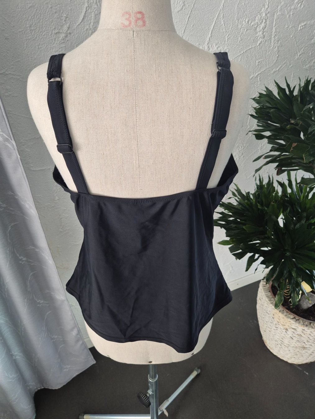 Maillots de bain & Bikinis: Badeanzug Tankini schwarz/bordeaux. Gr. 46 – Neuf (Voir description) à Dietikon par grafad 1