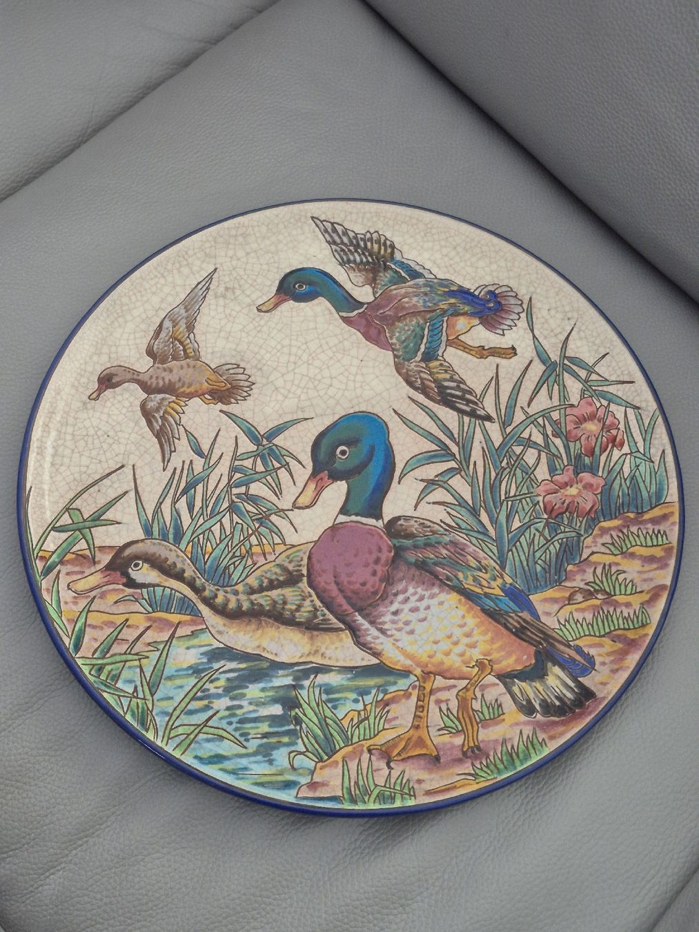 Piatti di portata: Plat décoratif en faïence de Raymonde Rizzi  – Nuovo (secondo la descrizione) da Chavannes-Renens venduto da Douz13