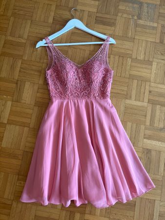 Kleid Grösse 34