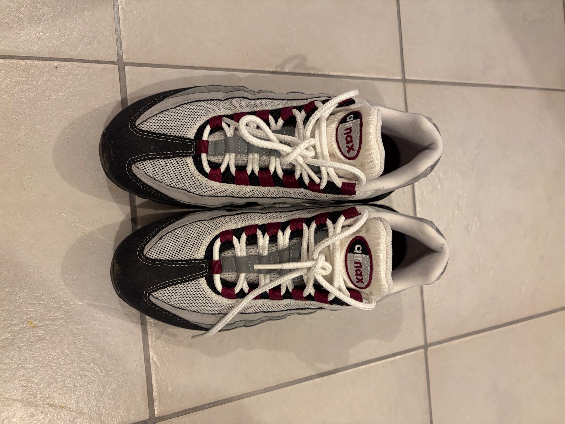 Nike Scarpe da uomo: Airmax 95 (minimale Gebrauchsspuren) – Usato da Volketswil venduto da sam_n6pb 3