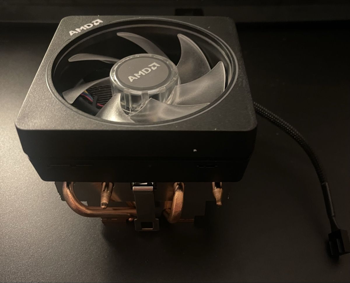 Amd Elektronikbauteile: AMD RYZEN 7 7700 CPU with RGB Wraith Prism Cooler – Neu (gemäss Beschreibung) aus Chambésy von mat_8ybk 4