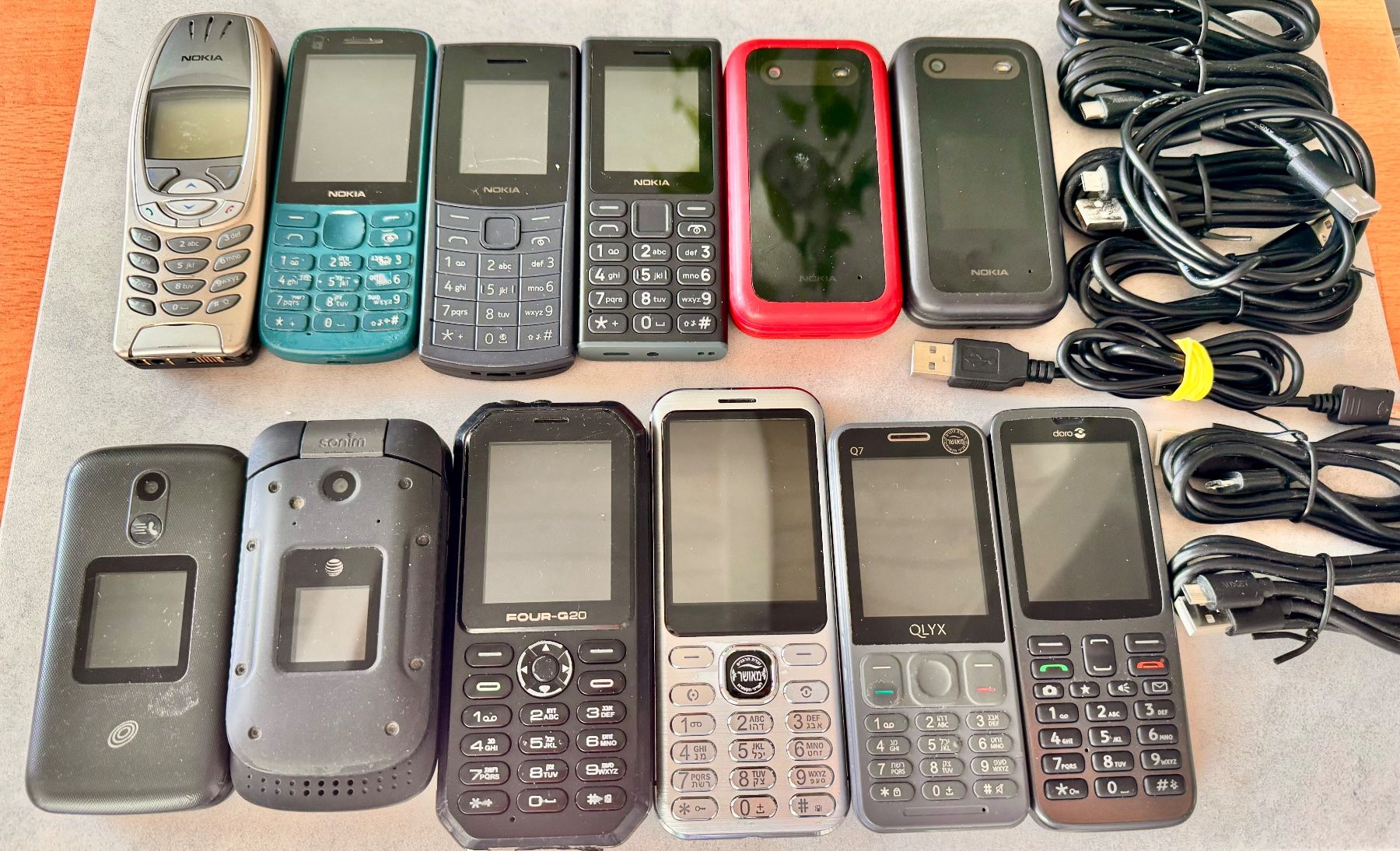 Telefoni cellulari / Smartphones: 12x Defekte Handys – Difettoso da Hermetschwil-Staffeln venduto da Mobile2013 1