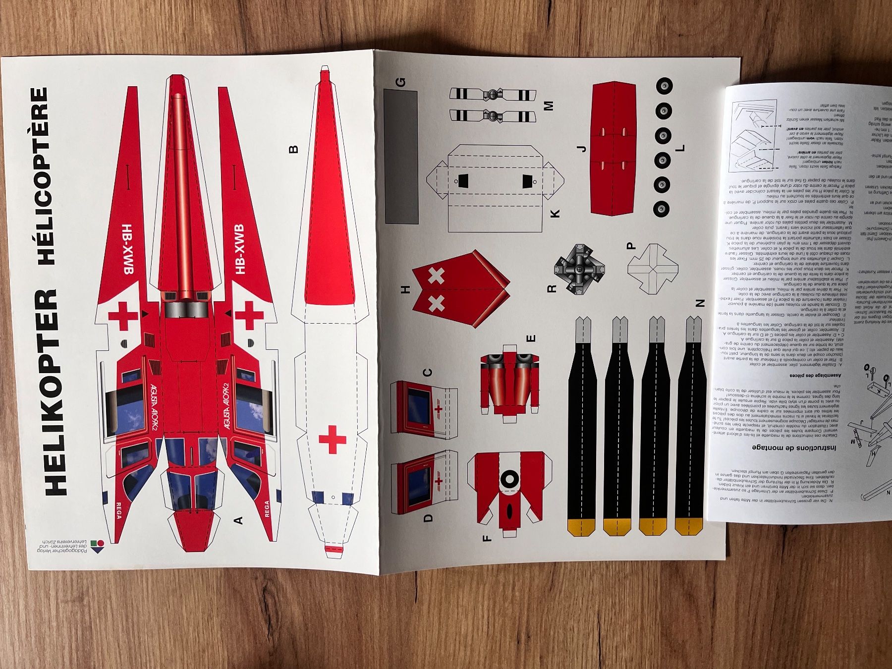 Kit bricolage: 1 Modellbogen Pädagogischer Verlag Helikopter – Usato da Büsserach venduto da bor_s88m 1