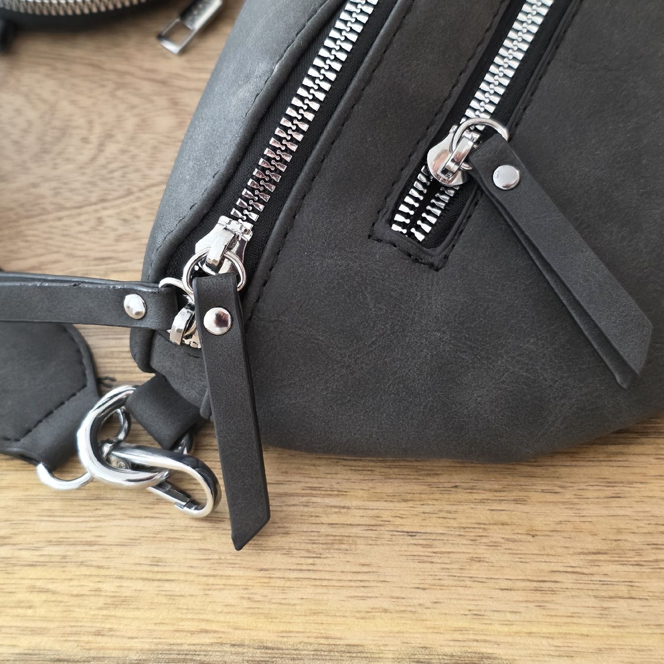 Borse da donna: Bauchtasche mit Münz-Täschli, anthrazit, Kunstleder, neu – Nuovo (secondo la descrizione) da Rheinsulz venduto da Gilea 3