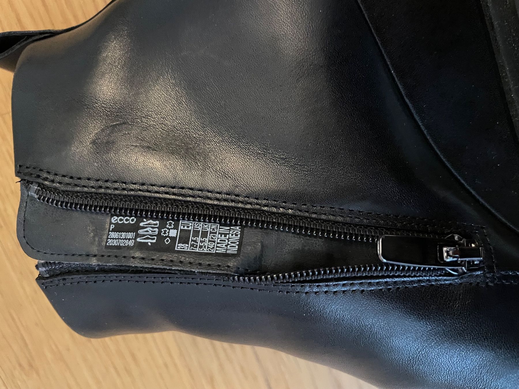 Ecco Scarpe da donna: ECCO Stiefeltte Gr. 38 – Usato da Zürich venduto da OliviaBB 4