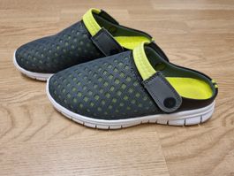 Hausschuhe/Gartenschuhe Damen grau grün grösse 38  *Neu*