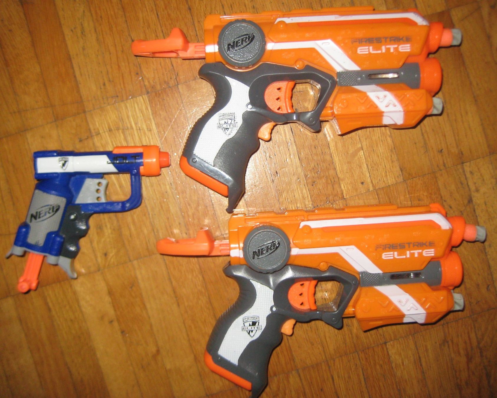 Nerf Giocattoli: Nerf Sammlung, Elite, AlphaHawk, Strongarm und mehr! – Usato da Zürich venduto da Pero6 1