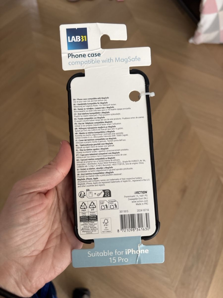 Coques & Protection écran: LAB31 MagSafe iPhone case 15 Pro – Neuf avec emballage d'origine à Zürich par Angela_Fashion_Lover