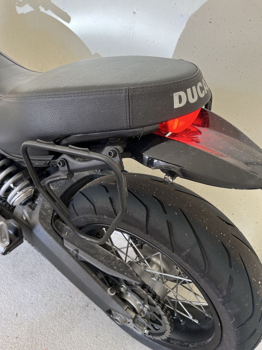 Ducati Strada: Ducati Scrambler 800 Umgebaut – Usato da Unterägeri venduto da kallihair 4