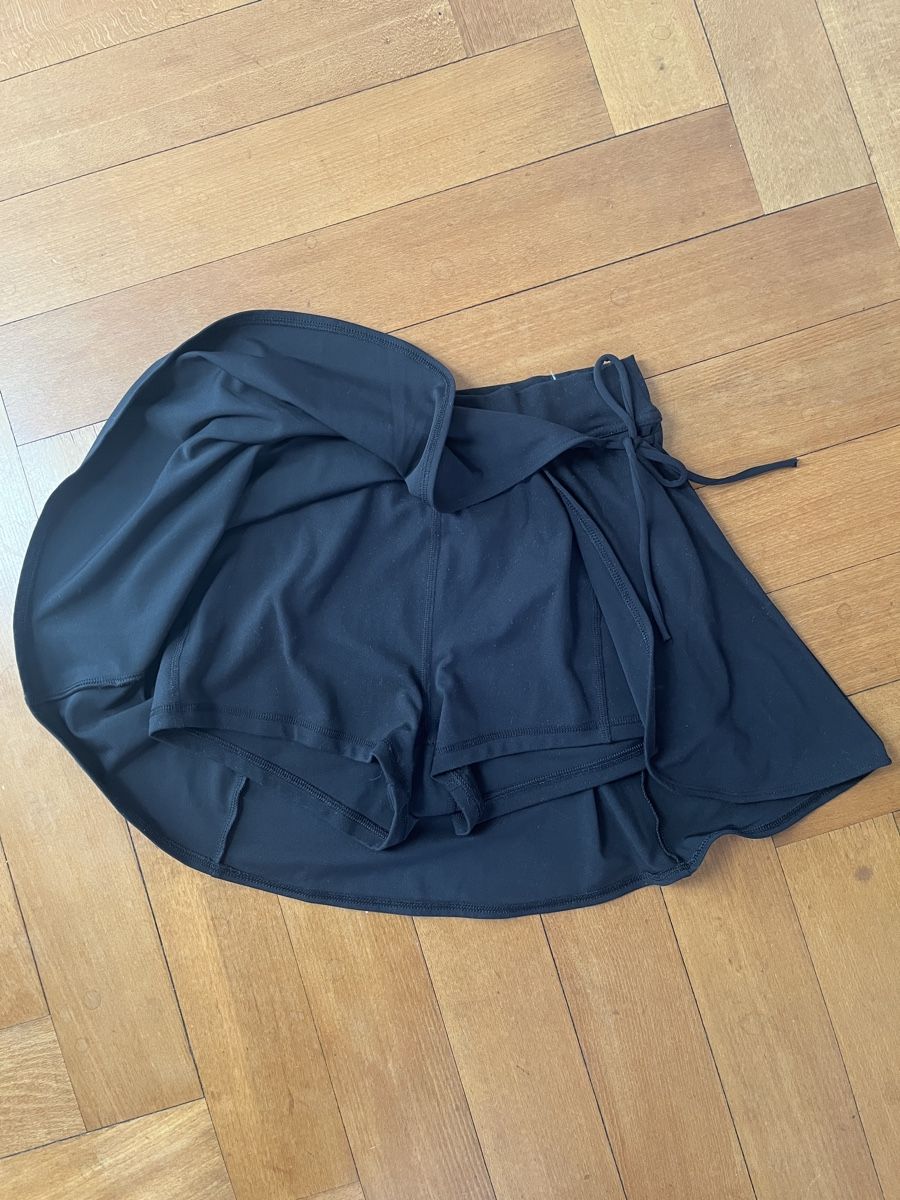 Röcke: Schwarzer Tennisrock, Skort – Gebraucht aus Bern von sosophie 4