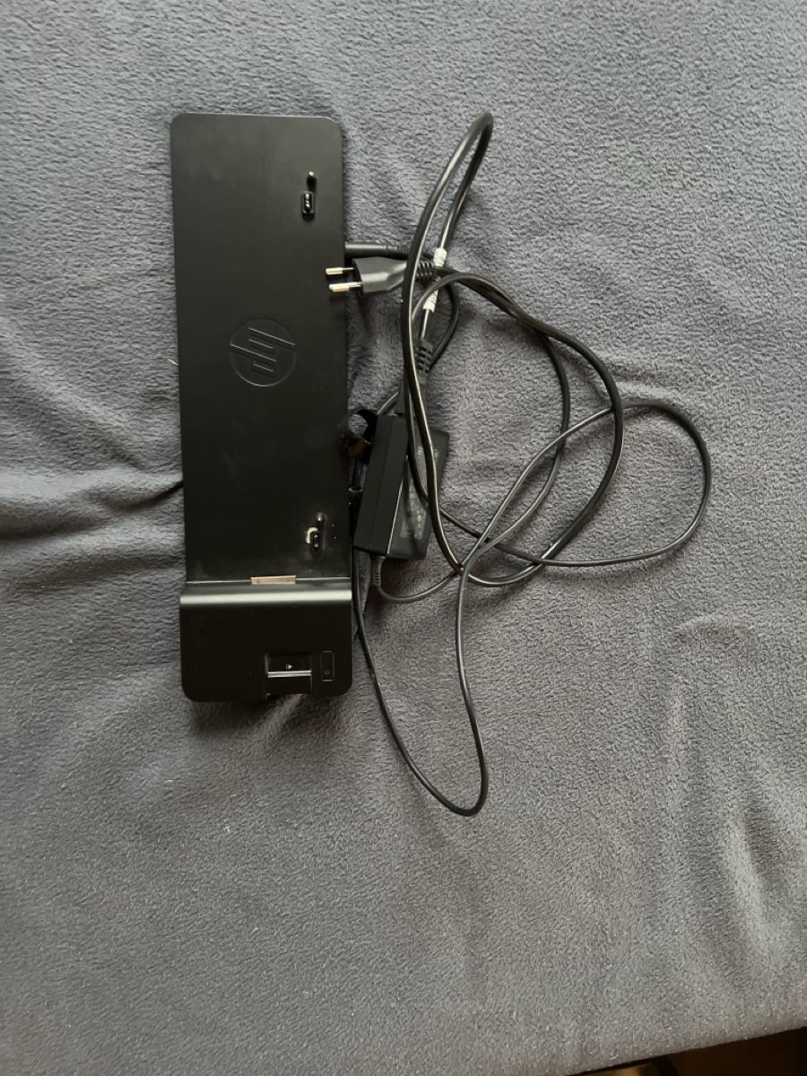 Hewlett Packard Docking station: HP 2013 UltraSlim Docking Station – Usato da Häusernmoos venduto da RanaNo