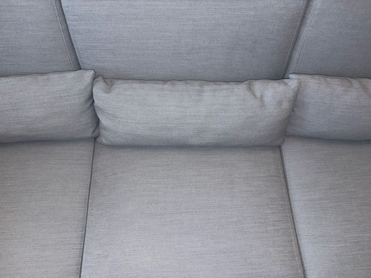 Divani: Hellblaues Sofa mit Chaise Lounge - Kaum genutzt! – Usato da Dachsen venduto da ali_y5vh 3