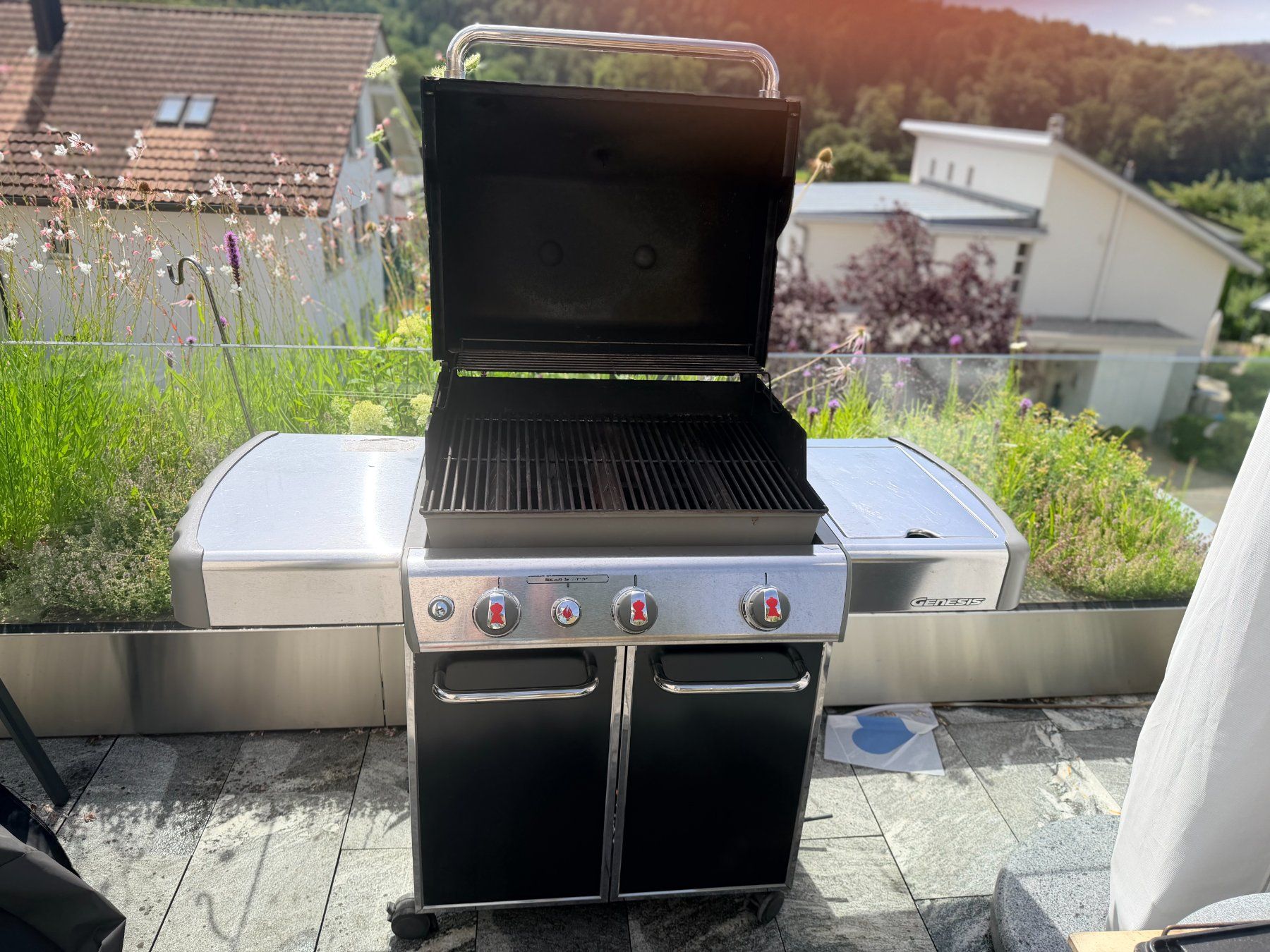Weber Grills: Weber Genesis Gas Grill - Gen E -330 – Gebraucht aus Lenzburg von kinghorngreen 1