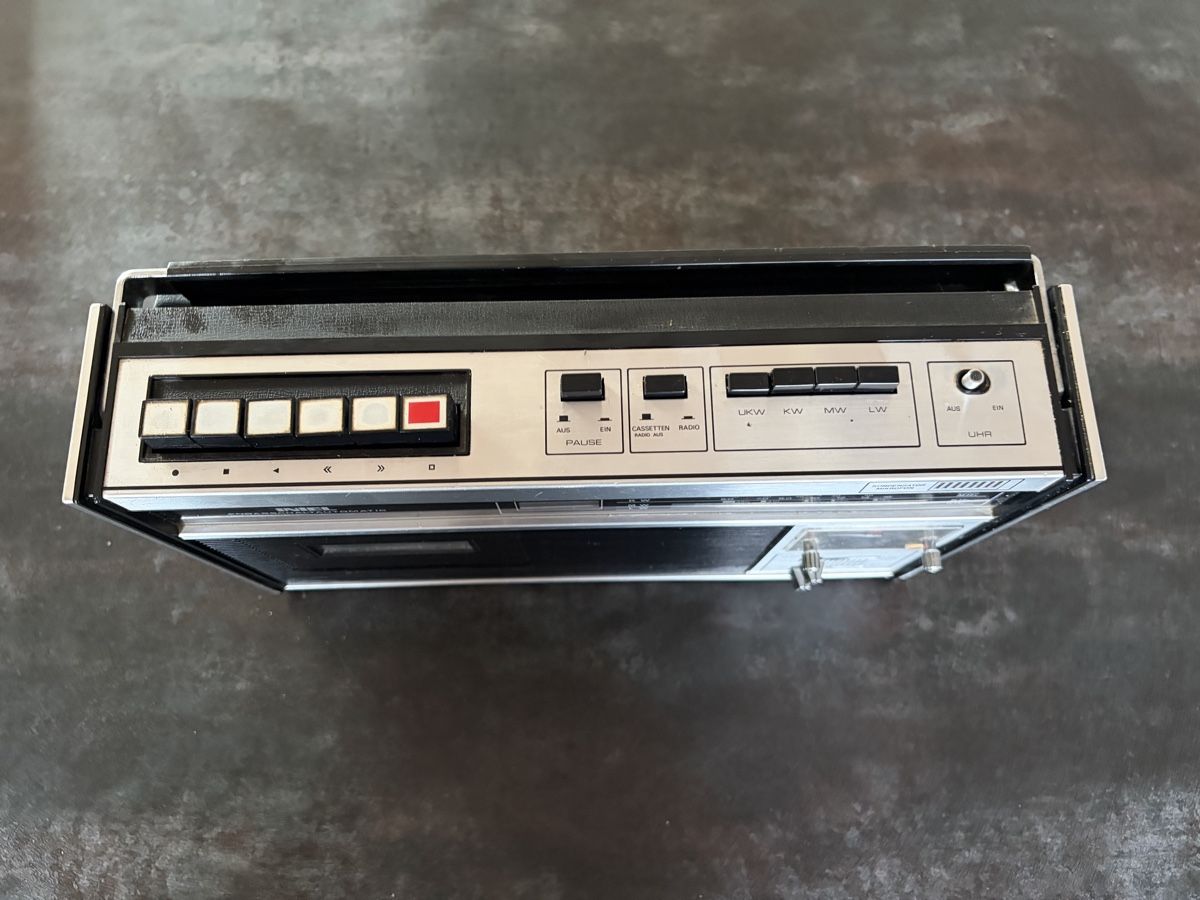 Radios: Radio Cassette Intel vintage – Defekt aus Vallamand von Bricbracbroc82 4