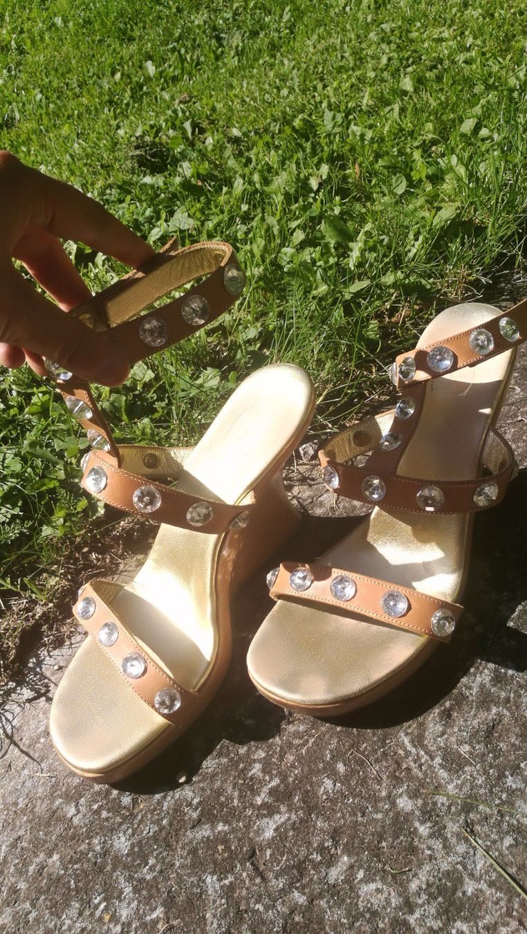 Roberto Cavalli Chaussures femmes: Talons Roberto Cavalli – D'occasion à Martigny par Lea_lucci 1