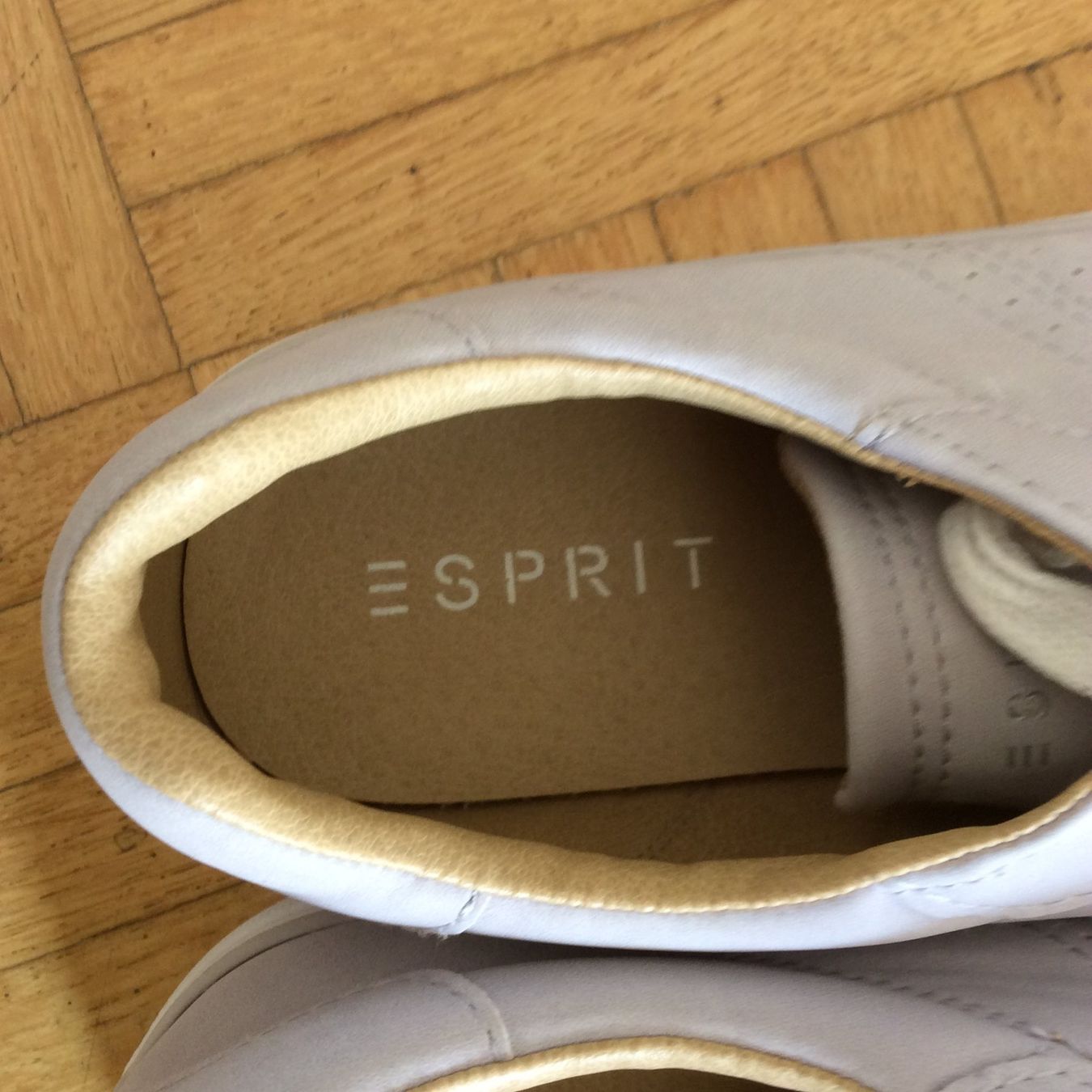 Esprit Chaussures hommes: Sneacker ESPRIT – D'occasion à Biel/Bienne par Ganesh12 1