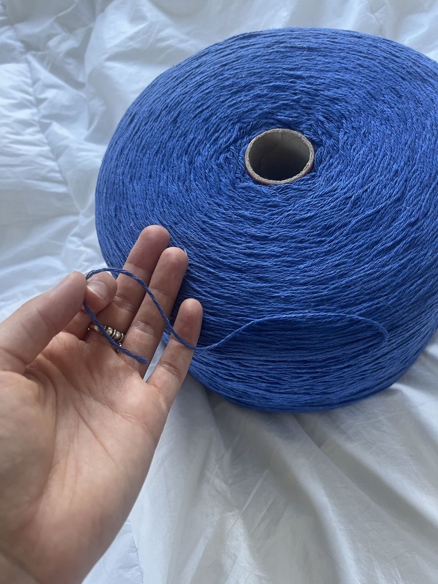Wolle: 1.7kg blaues Garn – Gebraucht aus Winterthur von buyerricard 1