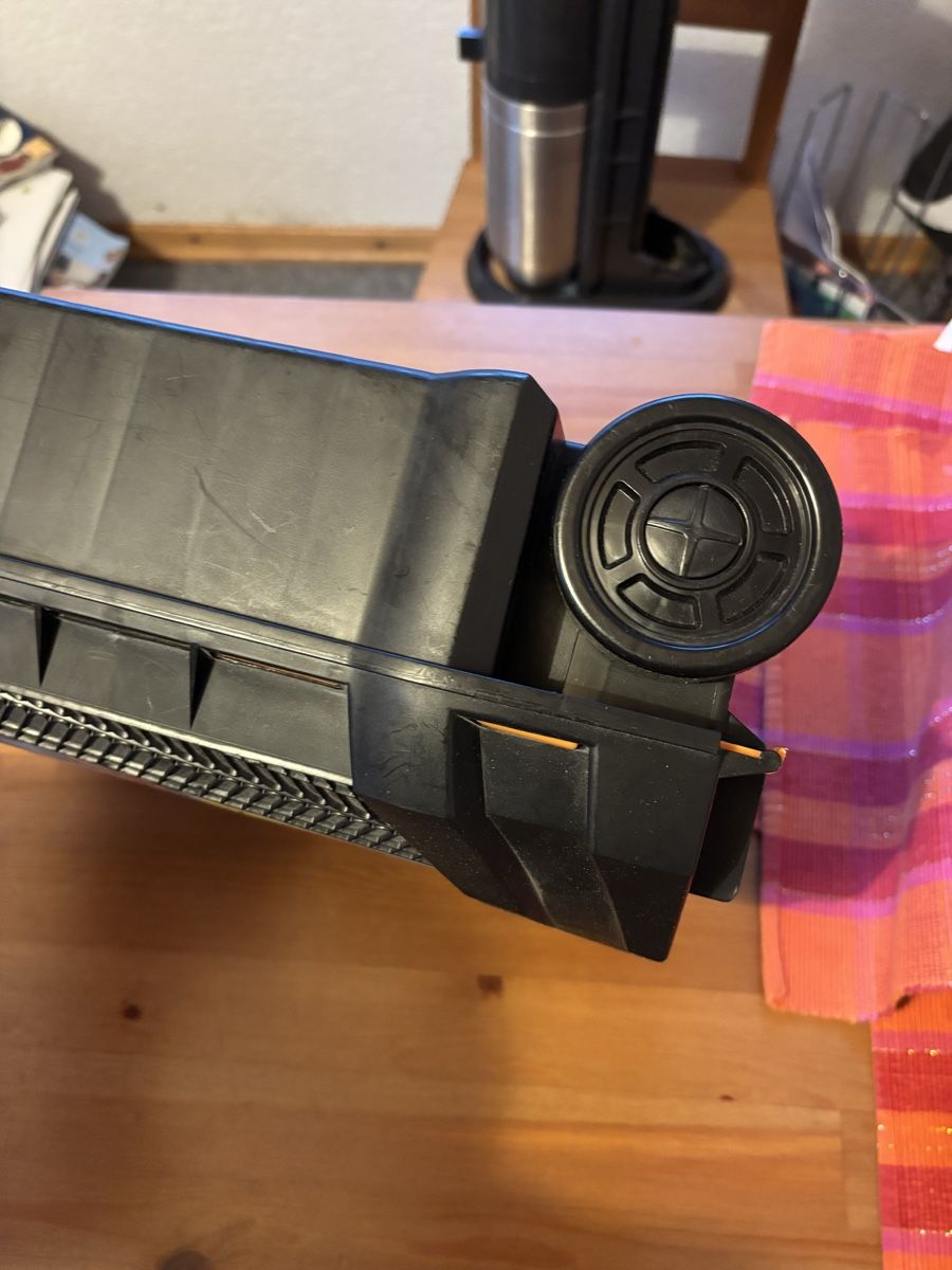 Valigie: Hot Wheels Koffer auf Rollen – Usato da Bern venduto da Alexandro 2