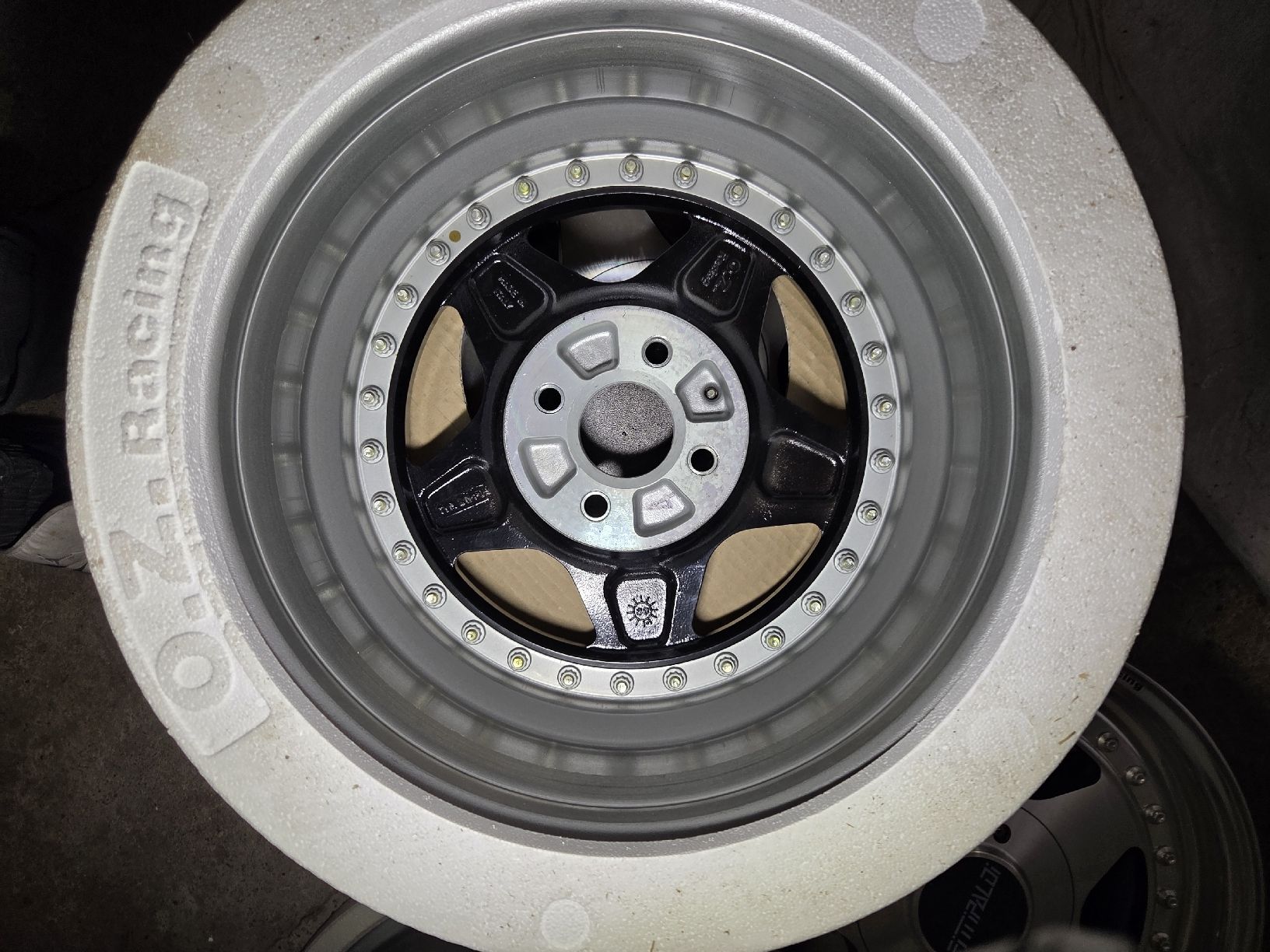 OZ Racing Cerchioni: Fittipaldi OZ Felgen 7x15zoll – Nuovo (secondo la descrizione) da Gossau SG venduto da Z20let 1