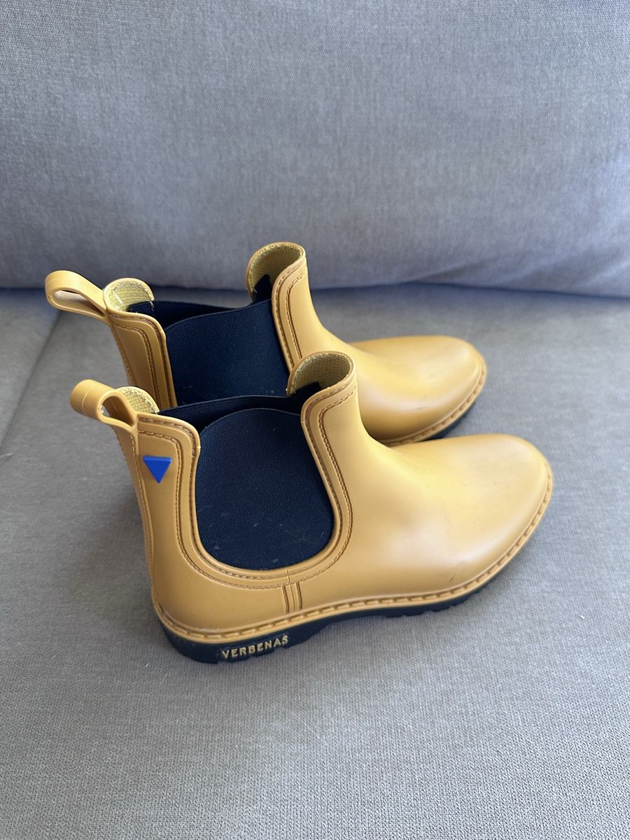 Scarpe da donna: Gummistiefeli  – Nuovo (secondo la descrizione) da Mettmenstetten venduto da Baloo76