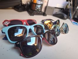 Lot de 5 paires de lunettes de soleil enfant occasion
