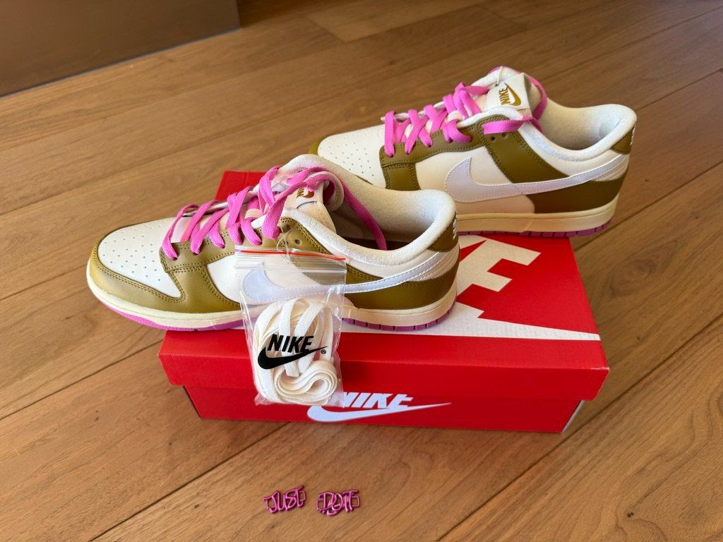Nike Herrenschuhe: New Nike SB Dunk Low - 44.5 – Neu und originalverpackt aus St-Sulpice VD von juhdu