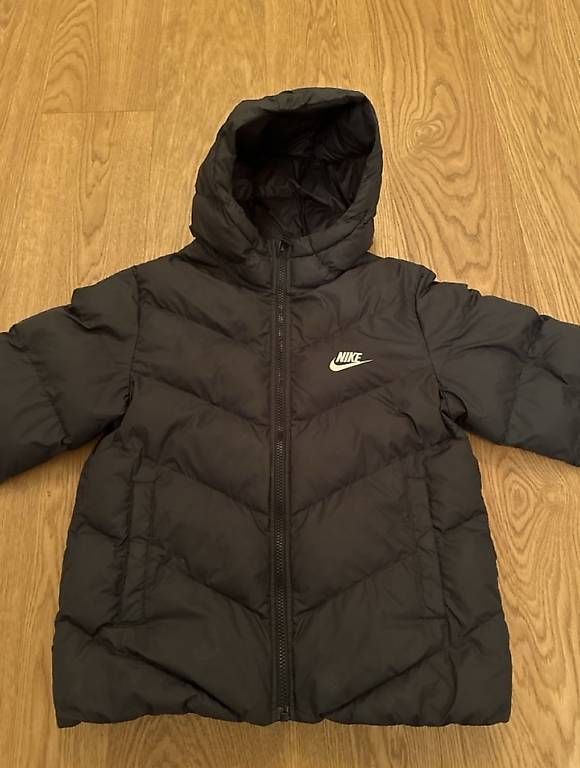 Giacche & Cappotti: Nike Jacke, top Zustand  – Usato da Hittnau venduto da ant_s5mh