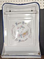 Wunderschöner alter Küchenhelfer mit schönen Muster