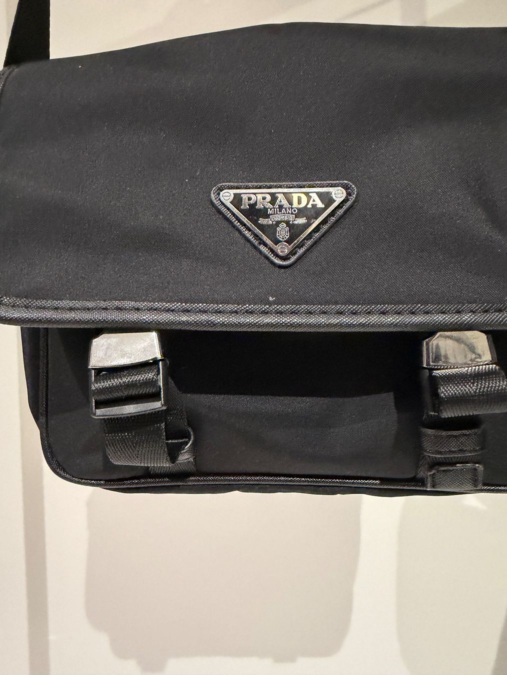 Borse: Petit sac noir en nylon – Usato da giffers venduto da sev_c9x9 1