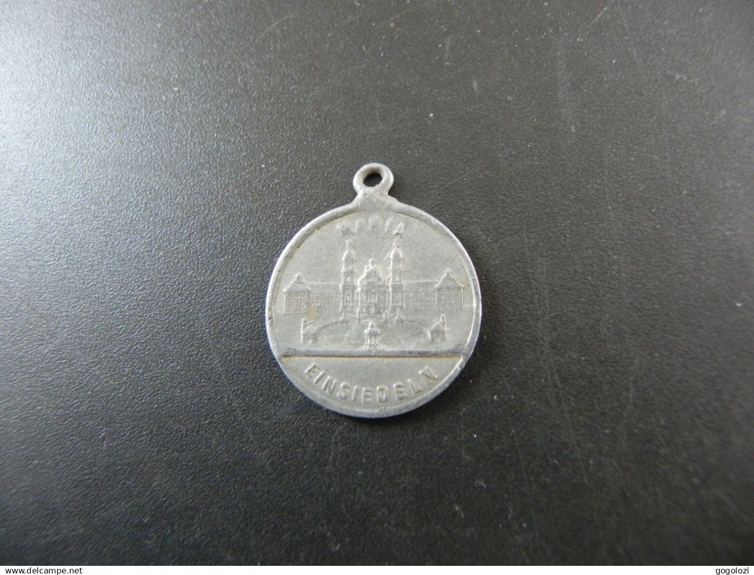 Medaillen: Pilger Medaille Kloster Maria Einsiedeln – Gebraucht aus Biel/Bienne von Gogolozi