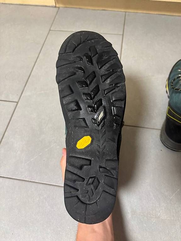 Scarpa Herrenschuhe: Scarpa Gore-Tex Bergschuhe / Wanderschuhe Grösse 44 – Gebraucht aus Naters von vir_8t9z 3
