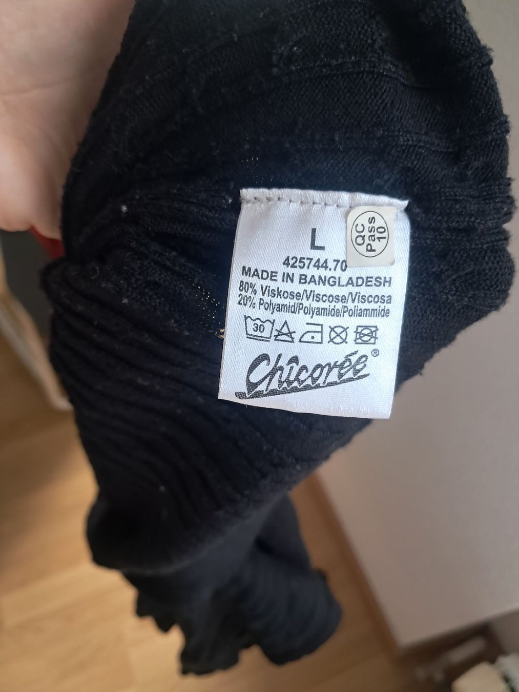 Maglioni & Felpe: Damen Pullover schwarz  – Usato da Biel/Bienne venduto da sof_yx5y 2