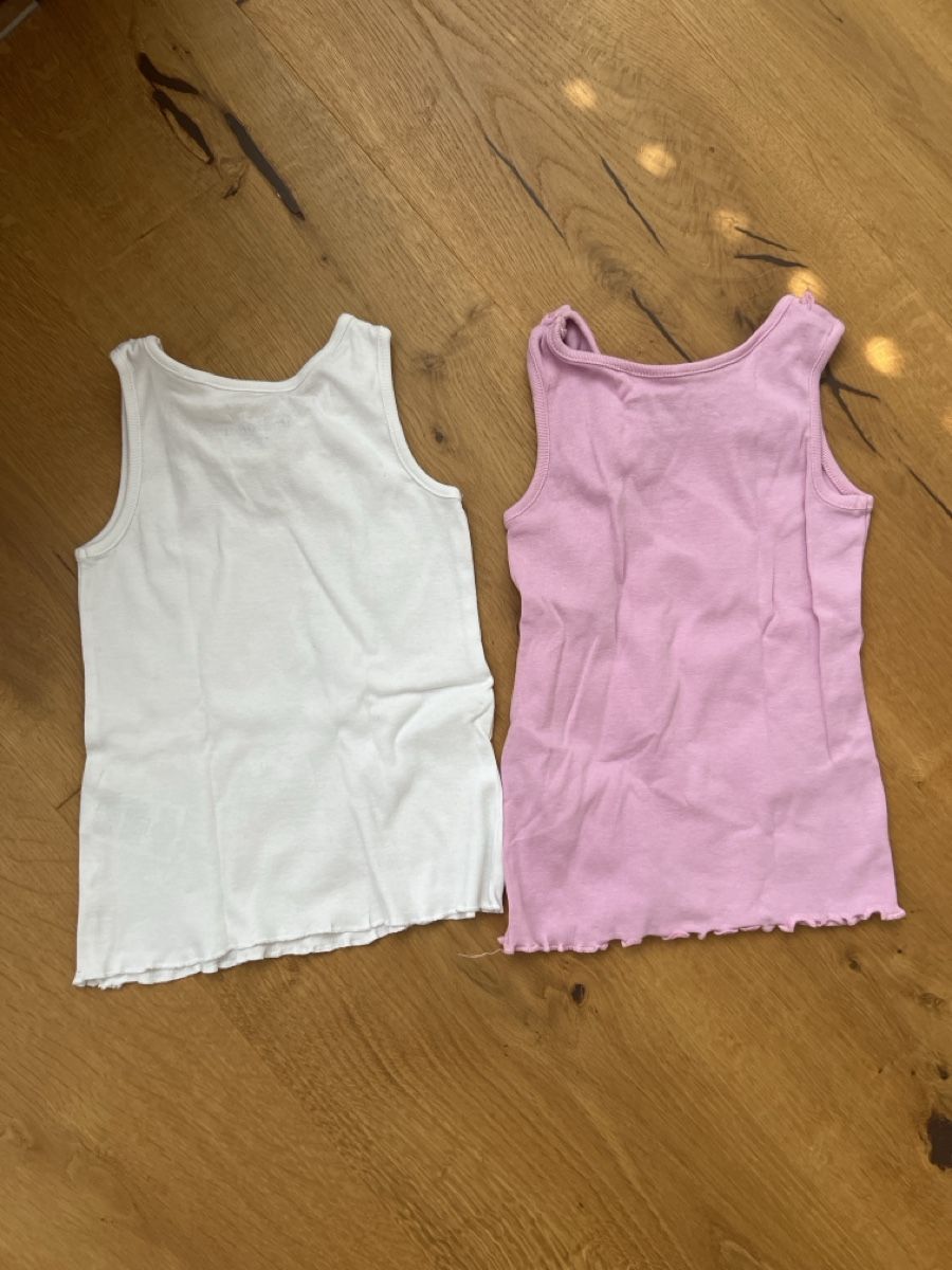 Camicette, T-shirt & Top: Mädchen Oberteile 2er Pack Grösse 104 rosa/weiss – Usato da Recherswil venduto da ch0_y9gb 1