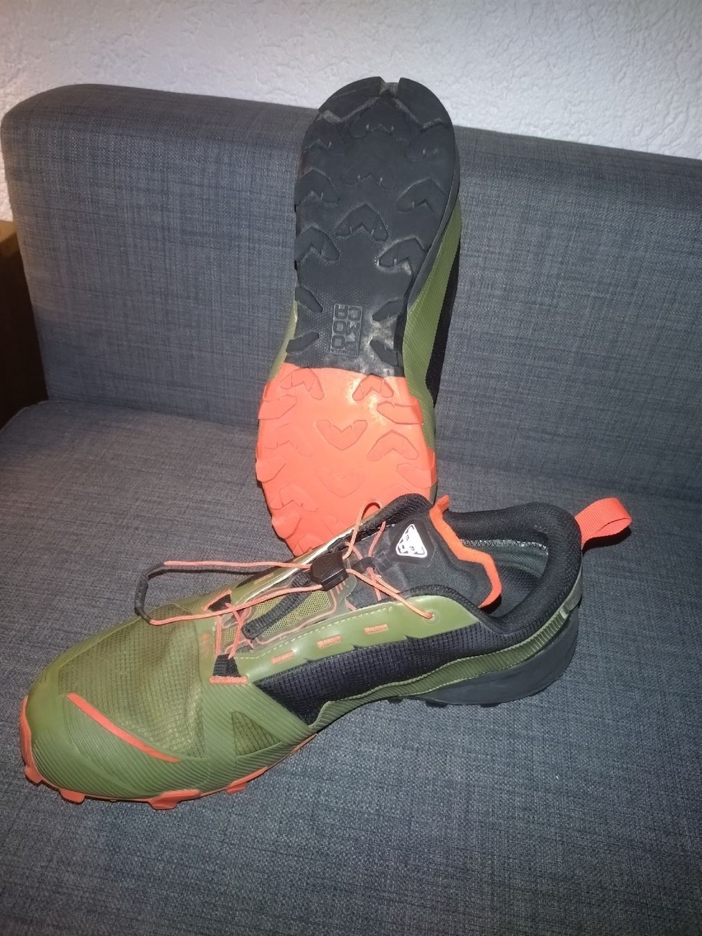 Dynafit Chaussures hommes: Chaussures Dynafit Traverse GTX 44.5 EU, vert/noir – D'occasion à Farvagny-le-Grand par LaCaverne 2
