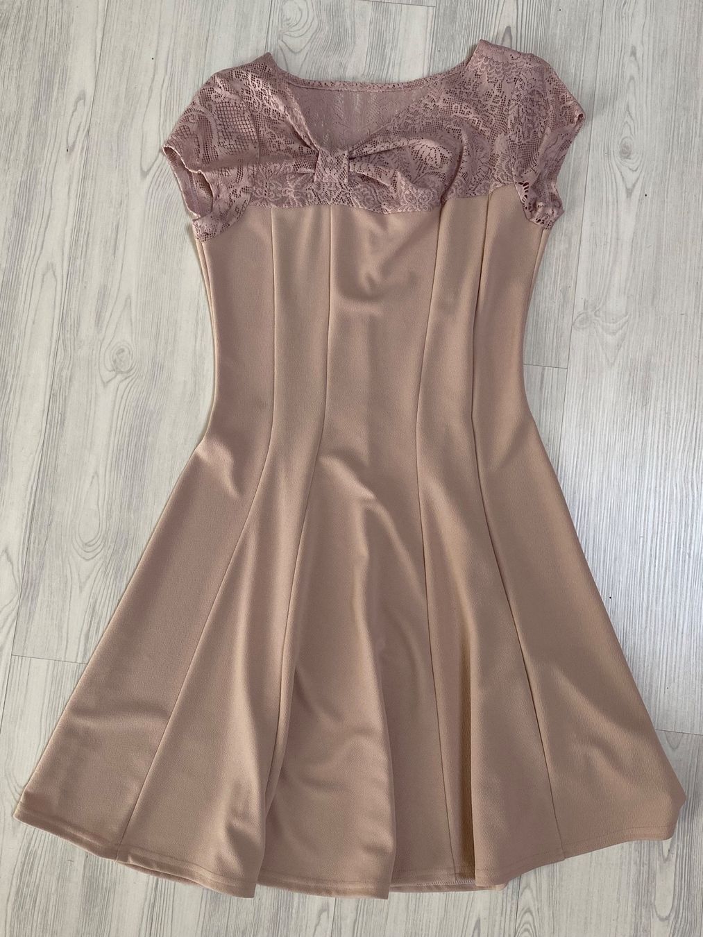Kleider: Süsses Kleid mit Bolero Gr. M – Gebraucht aus Estavayer-le-Lac von Mimmy02 2