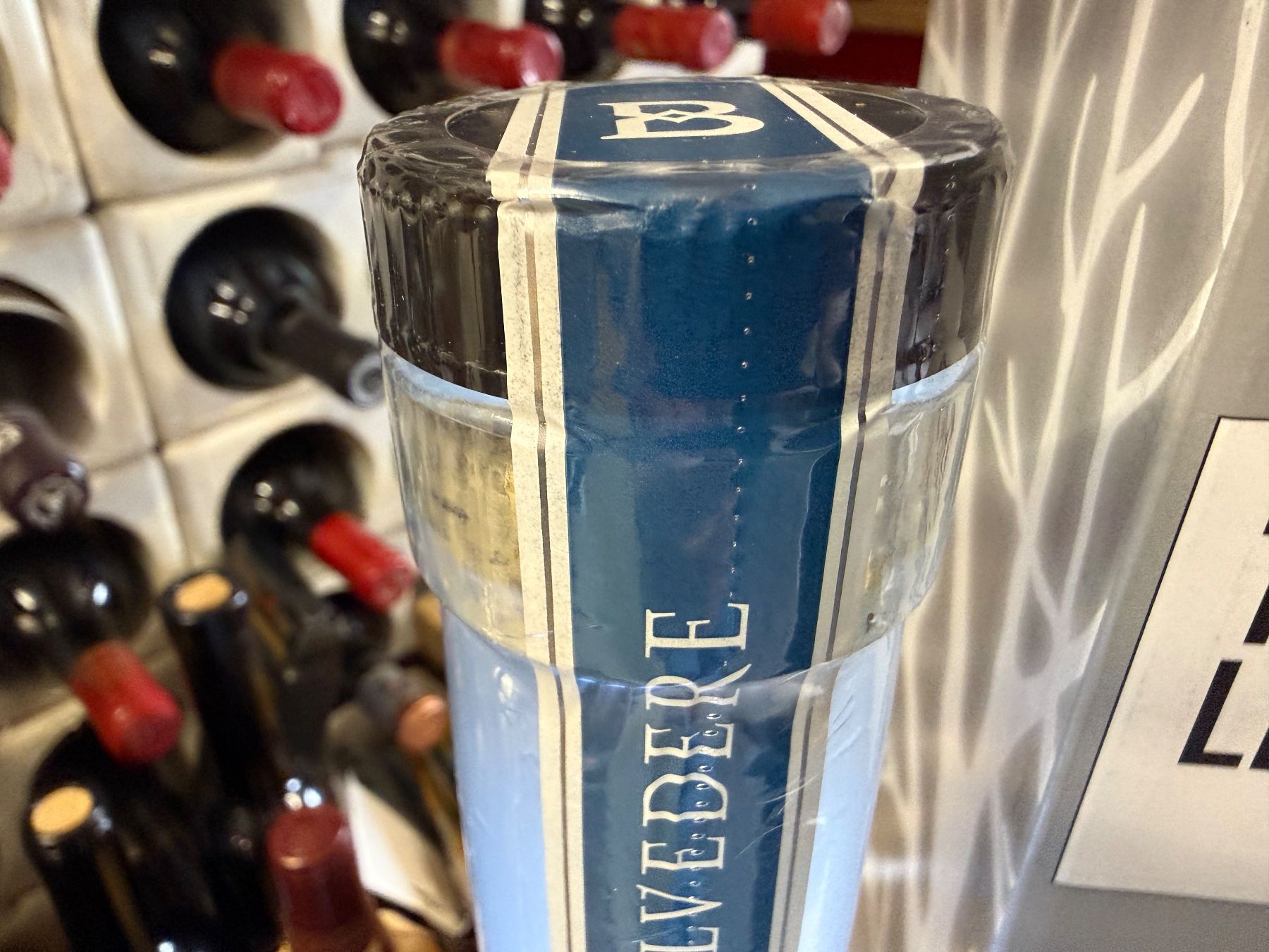 Belvedere Bevande alcoliche: 3 Liter  Flasche Vodka Belvedere mit LED... – Nuovo e nell'imballaggio originale da Wöschnau venduto da Vinsale 4