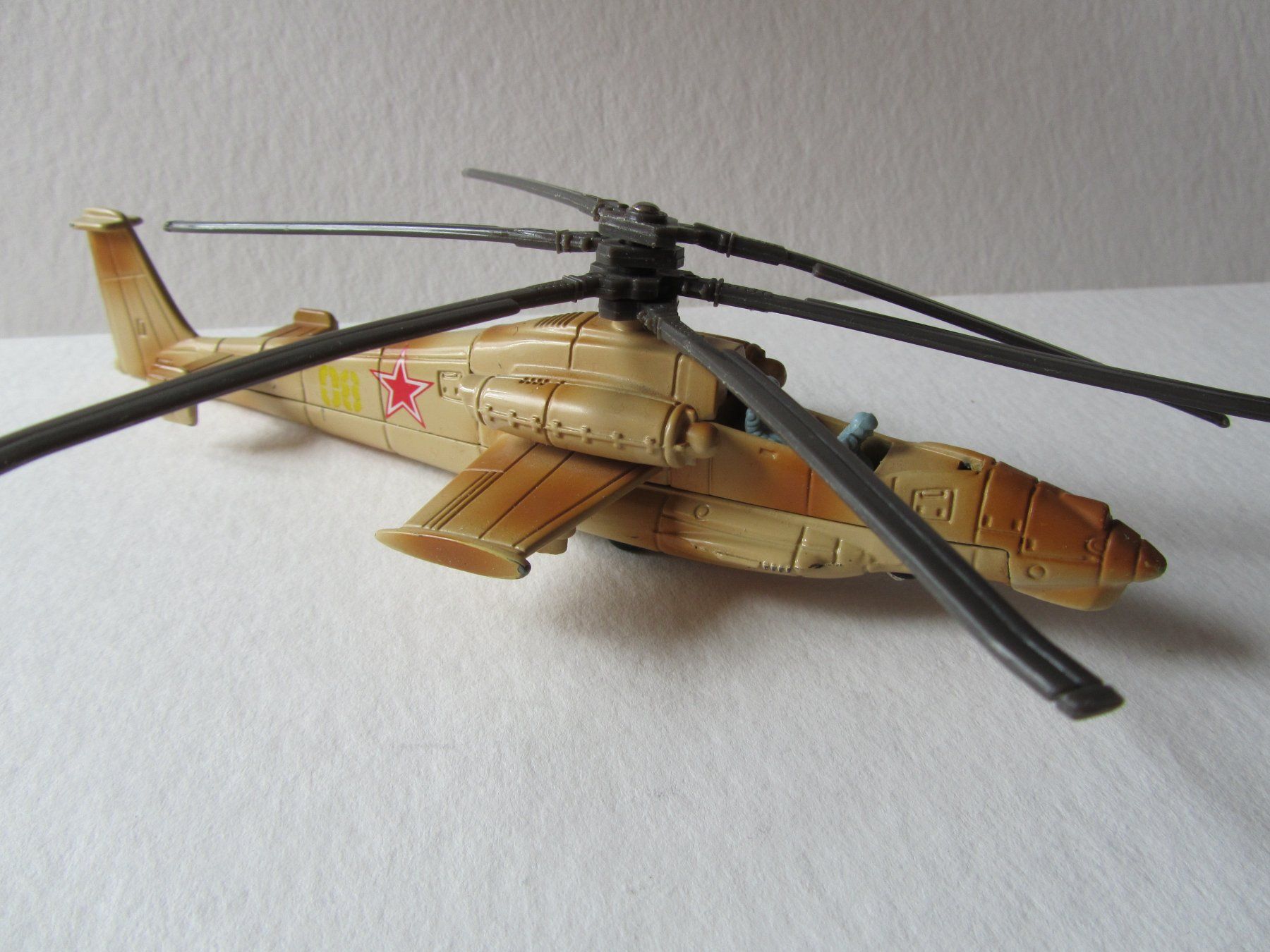 Kit di modellismo & Modellini statici: Helikopter Militär von Ertl – Usato da Weiningen ZH venduto da dietsch57 2