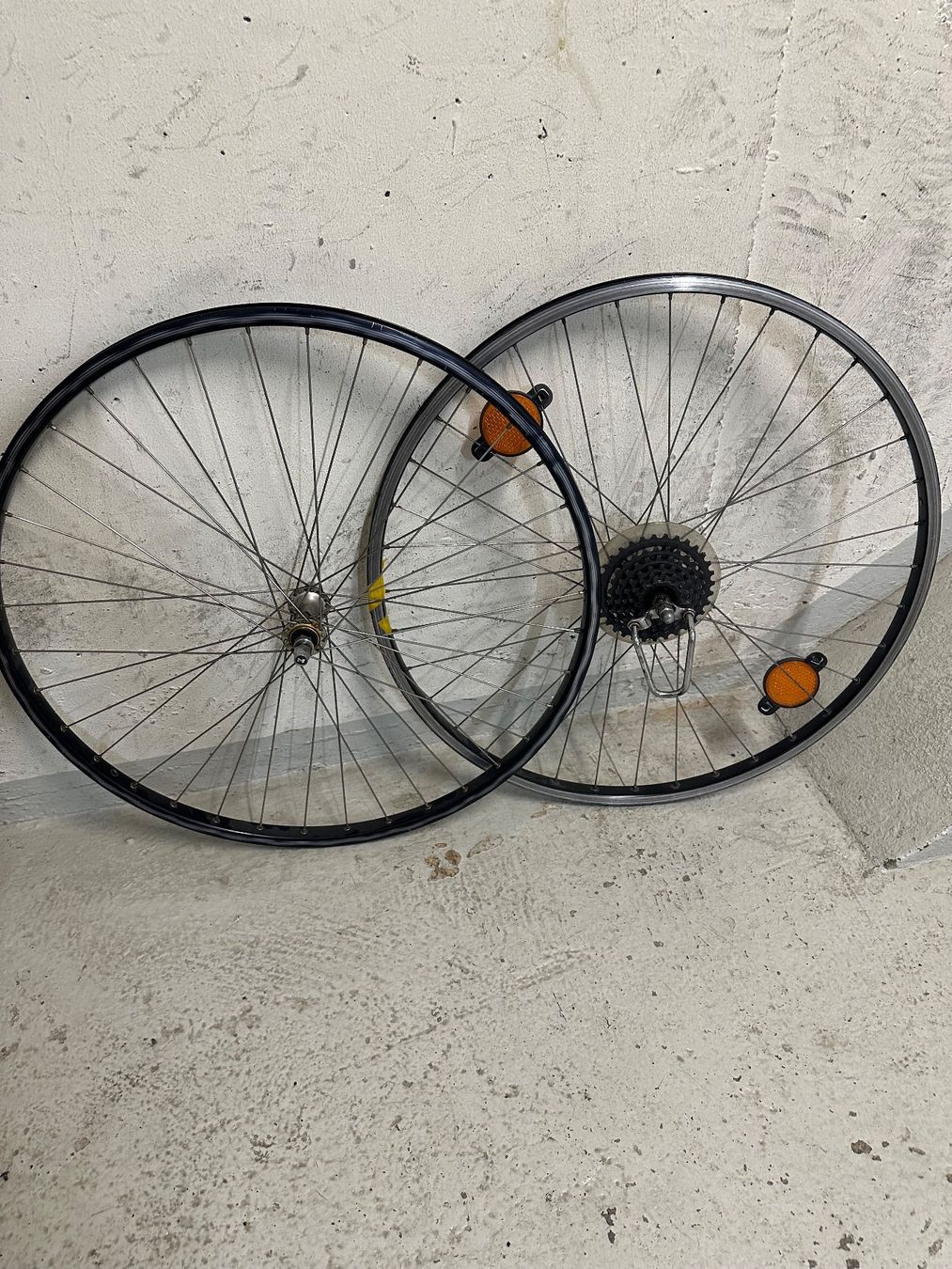 Pezzi di ricambio: VeloFelgen 28 zoll – Usato da Zug venduto da uri_z6fm 1