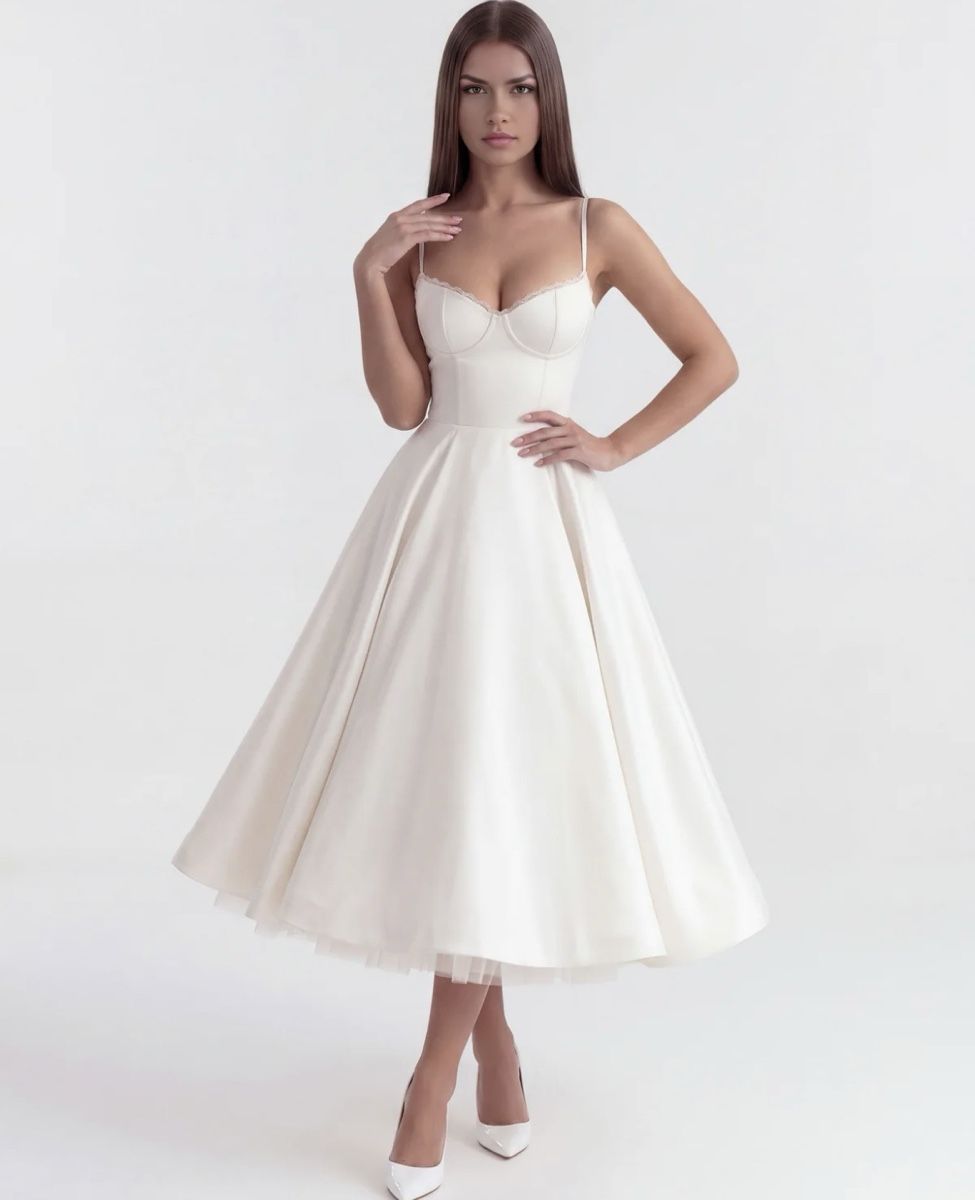 Vestiti: Weisses Kleid / Sommer Kleid – Nuovo (secondo la descrizione) da Münsingen venduto da ren_5mwr