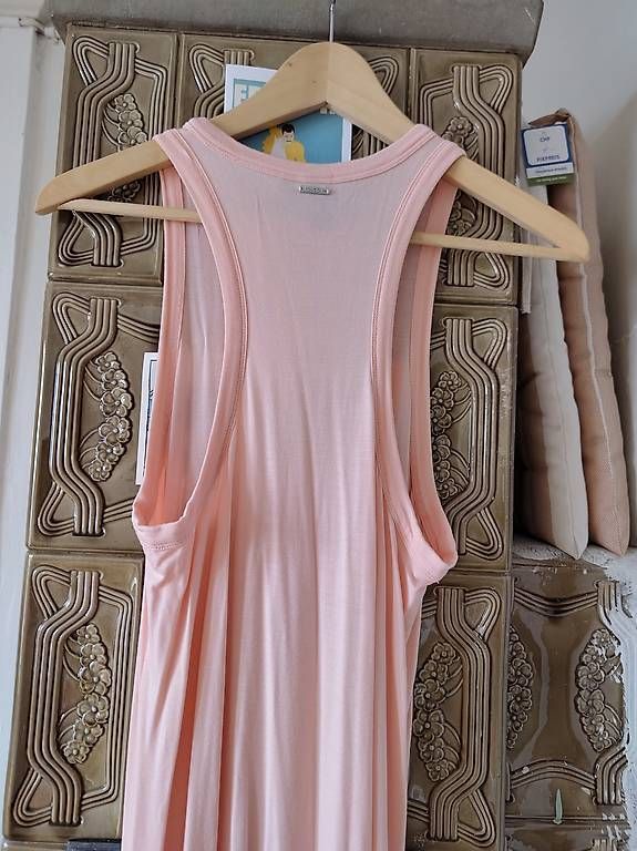Kleider: Volcom Kleid M – Neu (gemäss Beschreibung) aus St. Gallen von jessparker 2