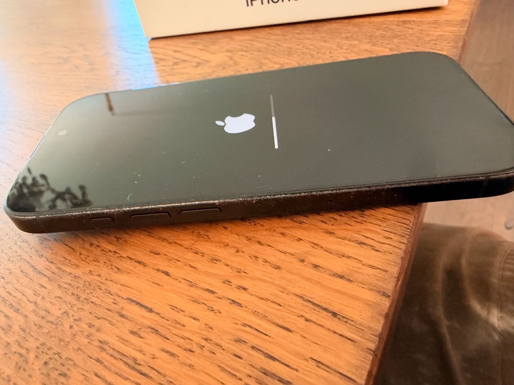 Apple Portables: Iphone 16Pro 128GB – Défectueux à Rüti b. Büren par aischa26 2