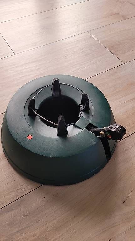 Christbaumständer: Christmas tree stand - Niko – Gebraucht aus Denges von sim_pt5w