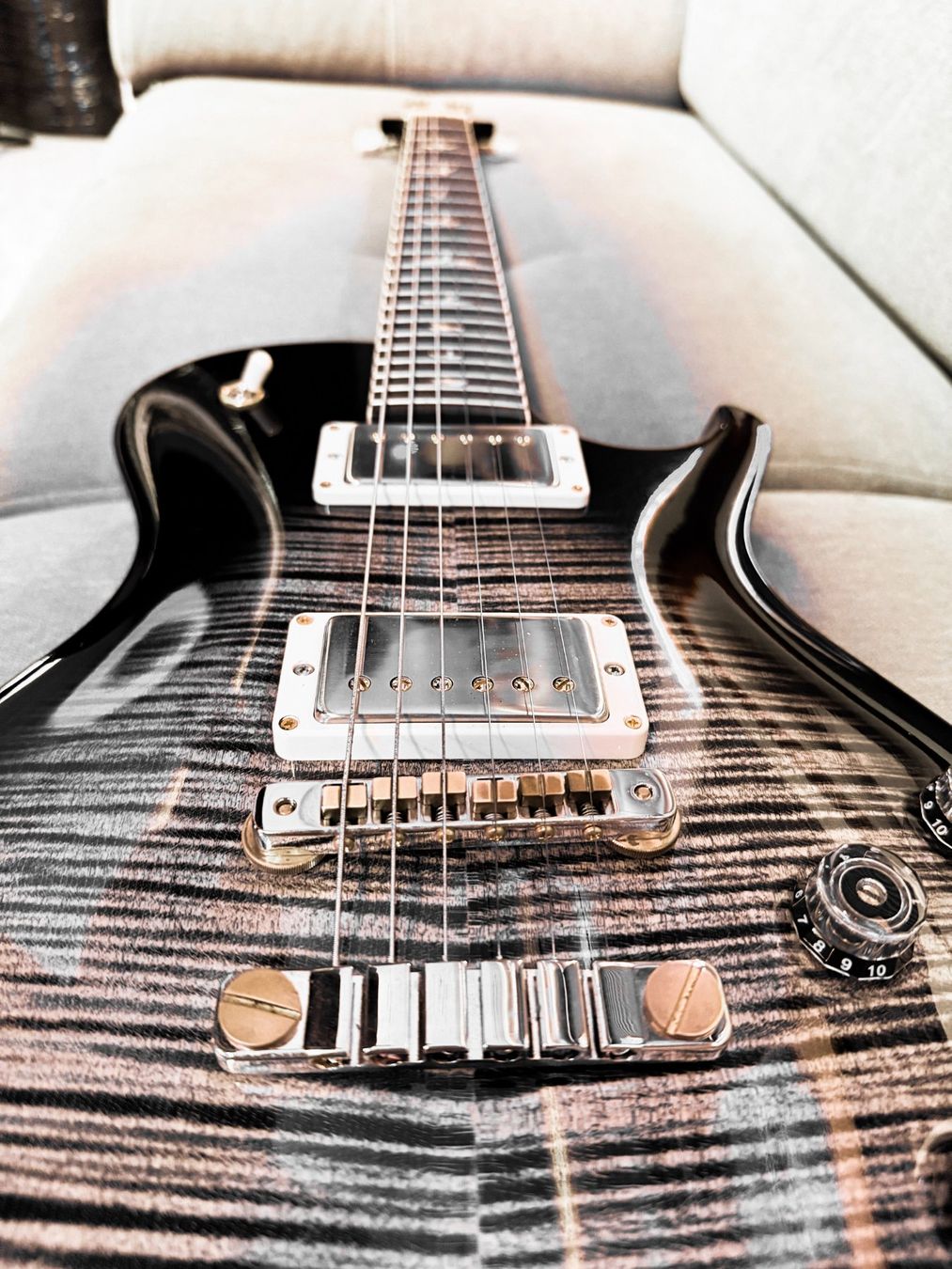 PRS Strumenti musicali: PRS McCarty 594 Singlecut - 10 Top - Charcoal Burst – Usato da Malans GR venduto da macsenti 2