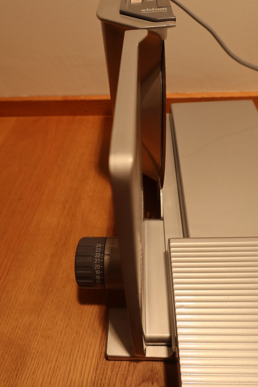 Appareils de cuisine: Allesschneider eldom electronic – D'occasion à Kilchberg ZH par and_y5q6 3