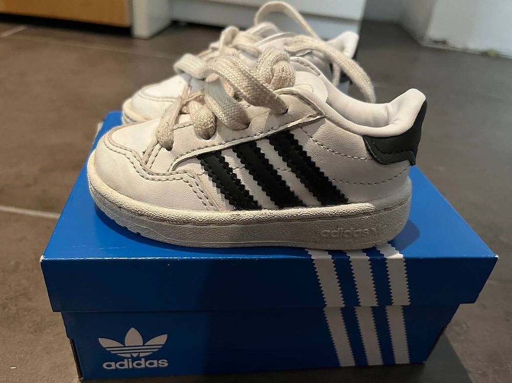 Adidas Scarpe da uomo: Turnschuhe/Sneaker Adidas – Usato da Heitenried venduto da Brutus2003