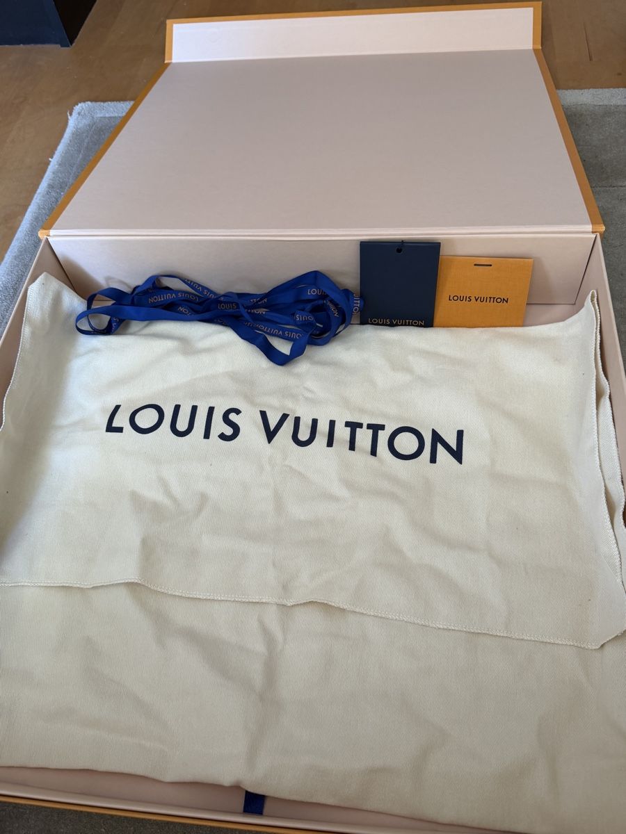 Louis Vuitton Altro in Decorazioni & Accessori: Louis Vuitton Box gross mit Staubbeutel – Nuovo (secondo la descrizione) da Gals venduto da sop_s7mz 1