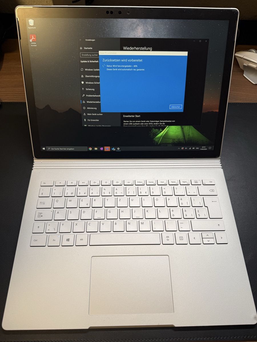 Microsoft Notebook: Surface Book 2 128GB + Surface Arc Mouse – Usato da Uster venduto da hamza2001 2