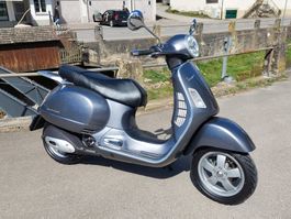 Piaggio Vespa 125 GT Frisch ab MFK Kat. A1 ab 16 Jahren