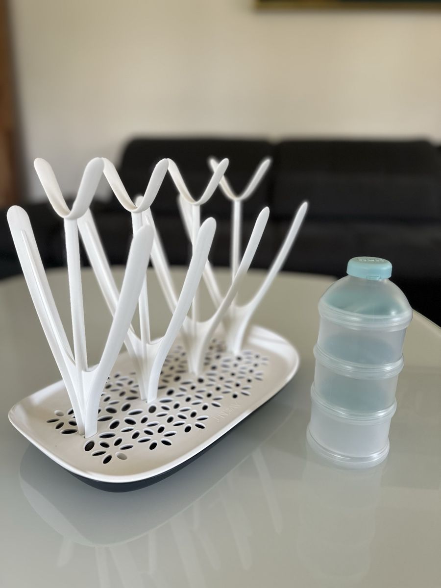 Avent Pasti del neonato: Avent drying rack + milk powder dispenser set + steriliser – Usato da Kloten venduto da gab_jl5l 4